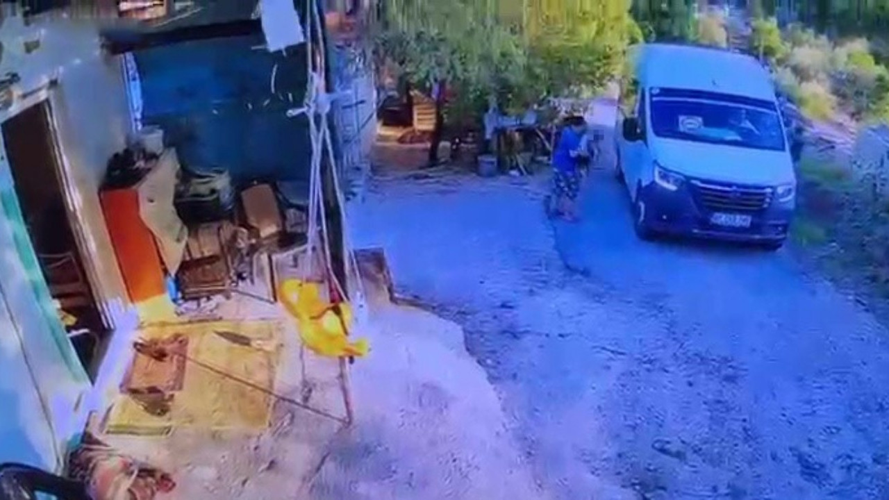 Antalya’da kahreden kaza: Baba geri manevra yaparken 1,5 yaşındaki oğluna çarptı