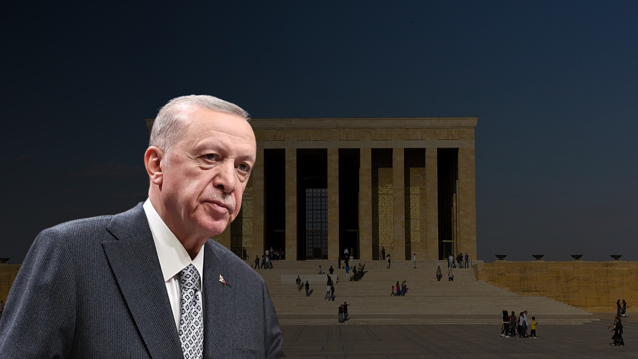 Cumhurbaşkanı Erdoğan başkanlığındaki devlet erkanı Anıtkabir'de