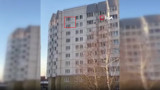 Rusya’da 10. kattan düşen bebek, açılan mont sayesinde kurtarıldı