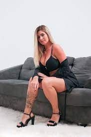 Şimdilerde hakemliği eğitimi alan OnlyFans yıldızı Debora Peixoto'ya ilginç teklif! "Kirli iç çamaşırları..." - Resim: 5