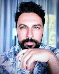 Yeni yıla Kıbrıs'ta lüks bir otelin sahnesinde girecek olan Tarkan 2023'e sayılı dakikalar kala sahneyi terk etti - Resim: 4