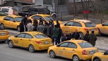 Yüksekova'da taksicilerden durak eylemi