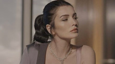 Aleyna Tilki'nin annesi seslendirdiği şarkıyla kızının tahtını salladı!