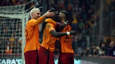 Galatasaray, İstanbulspor'u 2-1 yendi Süper Lig'de liderliğe yükseldi