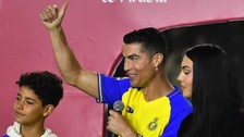 Ronaldo imza töreninde taraftara Arapça seslendi