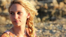 Farah Zeynep Abdullah'tan başrolünü Demet Özdemir'e kaptırdığı 'Adım Farah' dizisine eleştirisi