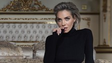 Kısmetse Olur: Aşkın Gücü adlı programın sunuculuğunu yapan Öykü Serter yaptığı açıklamalarla çok sert eleştirildi