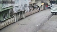 Adıyaman'da bir şahıs, 4 yaşındaki kız çocuğunu elinden tutup kaçırdı! Emniyet güçleri şehri didik didik arıyor