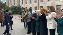 Binali Yıldırım, trafik kazasından sonra ilk kez Meclis'te