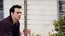 Mert Yazıcıoğlu eski sevgilisi Afra Saraçoğlu ve Mert Ramazan Demir ile olan fotoğraflarını sildi