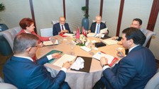 6'lı masada adaylık tartışması sürerken kulisler Kemal Kılıçdaroğlu'nu işaret etti
