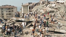 Gölcük depremi ne zaman oldu?