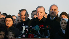 Cumhurbaşkanı Recep Tayyip Erdoğan Şanlıurfa'da depremzedeleri ziyaret etti