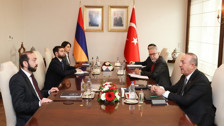 Dışişleri Bakanı Mevlüt Çavuşoğlu, Ankara’da Ermenistan Dışişleri Bakanı Ararat Mirzoyan bir araya geldi