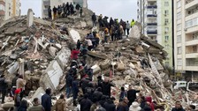 Yıkılan binaların 230 milyon tonluk enkazına ne olacak? Uzman isimden şaşırtan yorum: Büyüklüğü Erciyes Dağı kadar