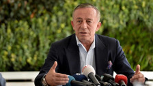 Depremlerin ardından çürük binalar sözleri yeniden gündem olan Ali Ağaoğlu konuştu: Kumu ithal mi edecektik? Malzeme buydu nerden bulacaktık?