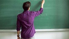 Son dakika haberleri... OHAL ilan edilen illerde öğretmenlere yer değişikliği hakkı tanındı