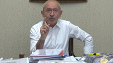 CHP Genel Başkanı Kemal Kılıçdaroğlu, 7 dakikalık video yayınladı: Masadaki Sahife-i Seccadiye detayı dikkat çekti