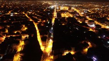 Depremin yaşandığı Malatya'yı, sokak ışıkları aydınlattı, sönen ocaklar bir kez daha felaketin yayıldığı alanı gözler önüne serdi  | VİDEO