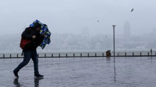 Meteoroloji'den fırtına ve sağanak yağış uyarısı