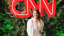 CNN America haber spikeri Kasie Hunt, hastaneye yetişemedi bebeğini evinin banyosunda dünyaya getirdi