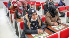 YÖK Başkanı Prof. Dr. Erol Özvar açıkladı: 34 yaş üstü kadınlar üniversiteli oluyor
