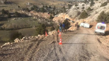 Karaman'da bir mermer ocağında çalışan işçileri taşıyan araç şarampole yuvarlandı: 5 ölü, 1 yaralı