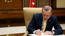 Son dakika haberleri... Cumhurbaşkanı Recep Tayyip Erdoğan 3 dönem kuralını istisnasız uyguladı! İşte aday listesine giremeyen AK Partililer