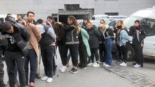 İstanbul merkezli 8 ilde çete operasyonu: Sosyal medyadan ağına düşürdüğü 40’a yakın genci tetikçi yapmışlar
