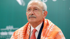 Fransız medya kuruluşu cumhurbaşkanı adayı Kemal Kılıçdaroğlu'nu öveyim derken yerden yere vurdu