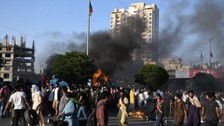 İmran Han'ın tutuklanmasının ardından Pakistan'da protestolar büyüyor: 5 kişi öldü, 40 kişi yaralandı, 1200'den fazla gözaltı