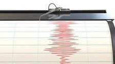 Pasifik ülkesi Tonga'da büyük deprem: 7,6 ile sallandı