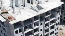 Çevre Şehircilik ve İklim Değişikliği Bakanı Murat Kurum depremzedelere konutları için tarih verdi! 15 blokta 360 dairenin kaba inşaatı tamamlanacak