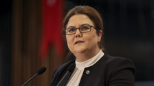 Aile ve Sosyal Hizmetler Bakanı Derya Yanık vatandaşlık maaşının kimlere verileceğini açıkladı