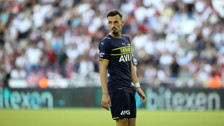 Fenerbahçe'ye müjde! Augsburg Berisha'nın bonservisini aldı