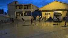 Muş'ta sel felaketi: 5 araç ve 35 ev hasar gördü