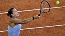Fransa'da Sabalenka ile Muchova yarı finalde