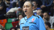 Anadolu Efes-Fenerbahçe Beko maçının hakemi Aytuğ Ekti emekli oldu
