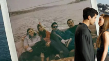 Yalı Çapkını'nın Suna'sı Beril Pozam'ın paylaştığı kare ortalığı karıştırdı! Mert Ramazan Demir ile Afra Saraçoğlu aşk mı yaşıyor? 'Oha Afra ve Mert...'