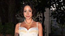 Özel hayatıyla sık sık gündeme geliyordu! Zeynep Bastık İstanbul'u terk ederek Urla'ya yerleşti