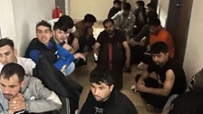 Zeytinburnu'nda kaçak göçmen operasyonu! Hepsi bir evde yakalandı