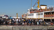Kadıköy ve Kabataş iskelelerinde Adalar yoğunluğu
