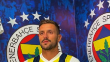 Fenerbahçe'nin Dusan paylaşımında Beşiktaş'a olay gönderme!