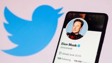 Elon Musk durdurulamıyor: Twitter'ın logosu değişecek