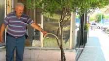Arnavutköy'de mahalleli isyanda! Musluk suyu balık kokuyor