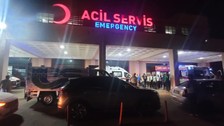 Diyarbakır’da 4 sağlıkçı bıçaklandı! Sebebi yol verme kavgası