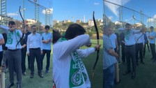 Murat Kurum ok atarak Dünya Şampiyonu Mete Gazoz'a ithafta bulundu!