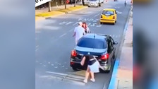 Karısına yakalanmamak için sevgilisini bagaja sakladı