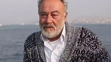 Sanat dünyasını yıkan haber! Kanserle mücadele eden usta oyuncu Mehmet Ulay hayatını kaybetti!