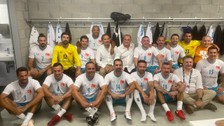 Efsane EURO 2008 kadrosu depremzedeler için sahaya çıktı: İsviçre ile 2-2 berabere kaldı